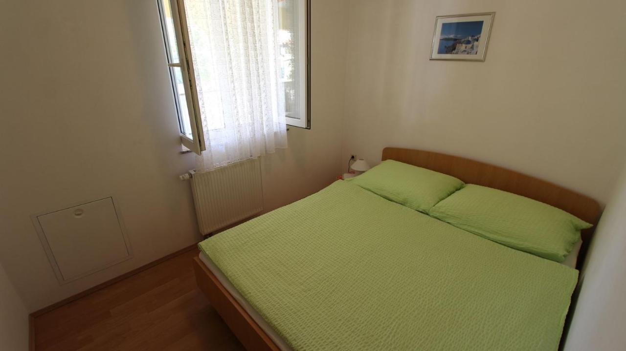 מאלינסקה Apartments Serbecic מראה חיצוני תמונה