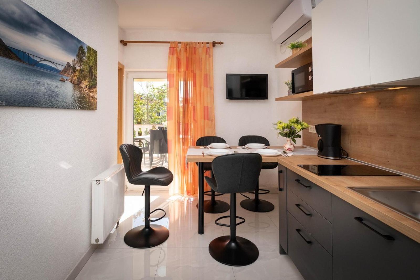 מאלינסקה Apartments Serbecic מראה חיצוני תמונה